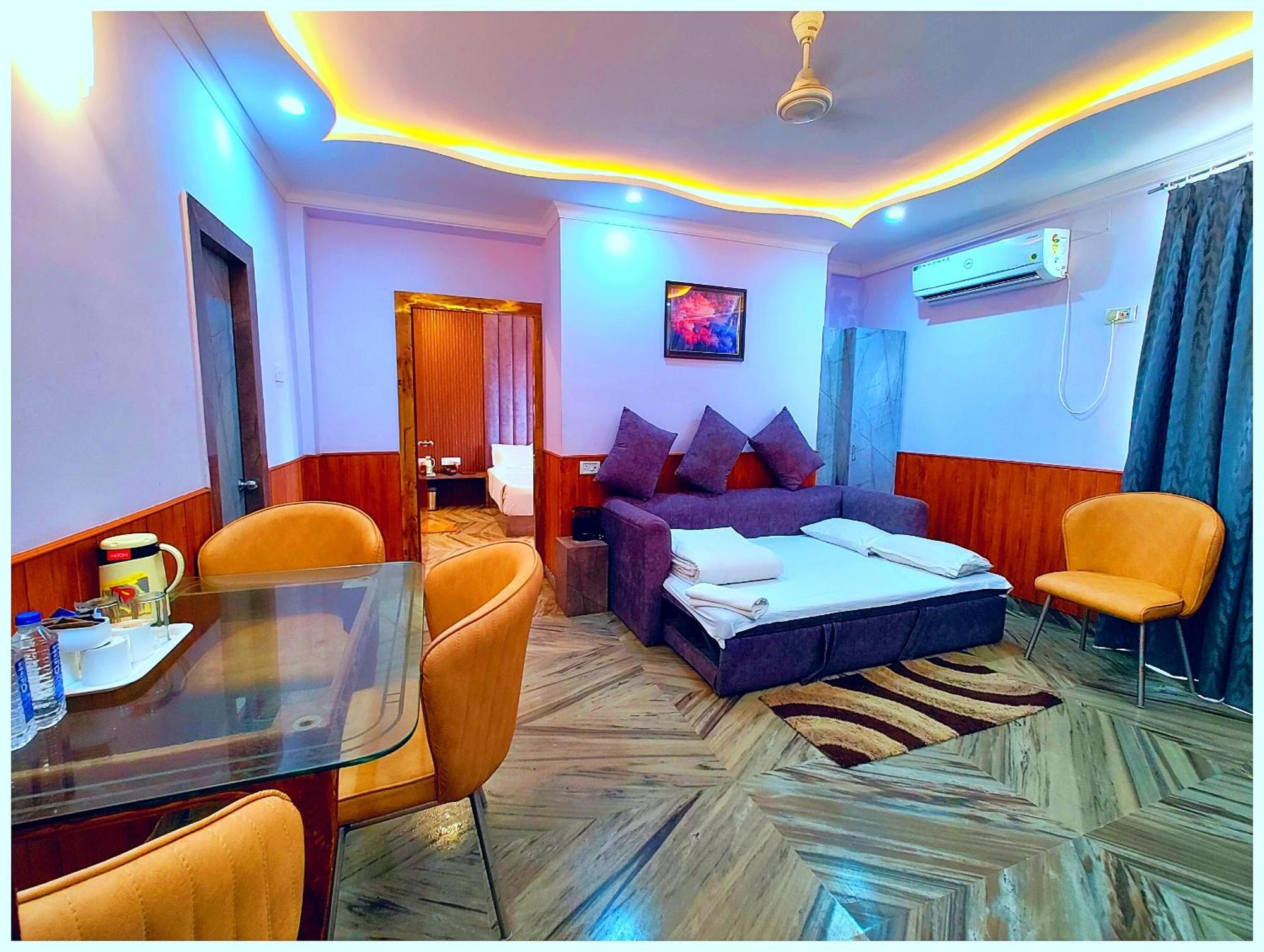Hotel D R E A M L A N D Near Sea Beach - - Restaurant & Parking Facilities - Prime Location With Luxury And Spacious - Book Now